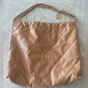 Chanel beige (pinkish) medium 22 hobo bag